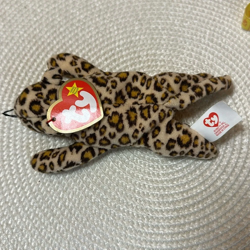 Ty freckles leopard